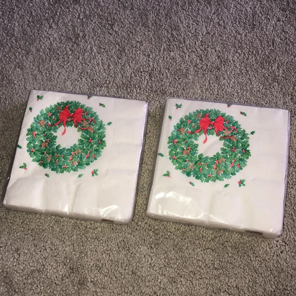 Hallmark Vintage Deadstock Beverage Napkins Packs (2)‎ Christmas Wreath Print